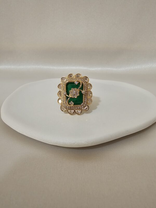Green Crest Ring - Image 2