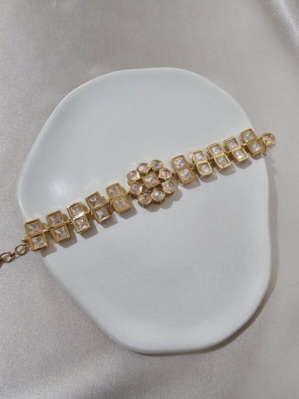 Zeenat Square Bracelet